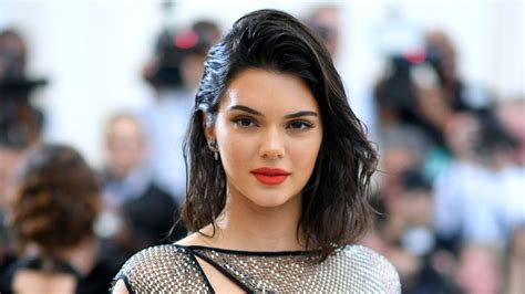 is kendall jenner a lesbian|Kendall Jenner Addresses Rumors About Her Sexuality.